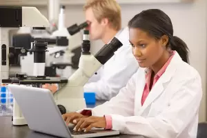How to Become an Analytical Chemist | EnvironmentalScience.org