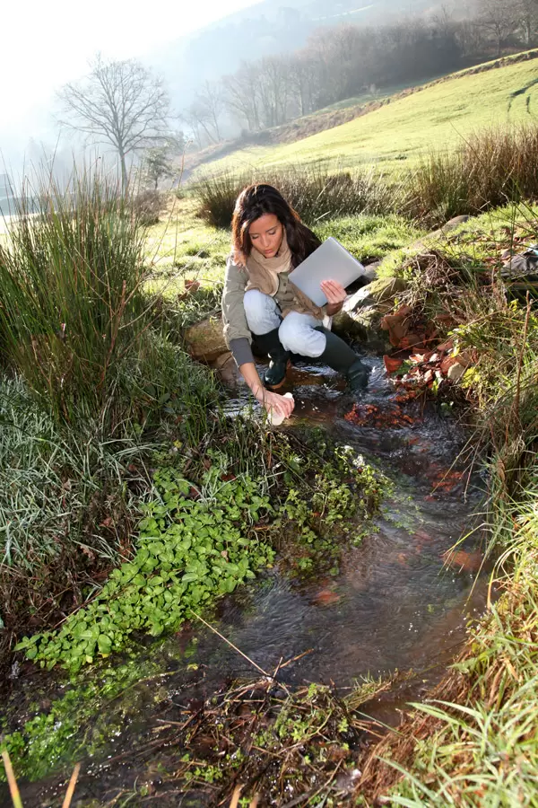 Job opportunity for environmental biologist