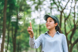 woman analyzing esg